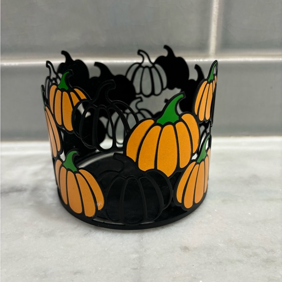 New Bath & Body Works Pumpkin 3 Wick Candle Holder - Picture 4 of 5